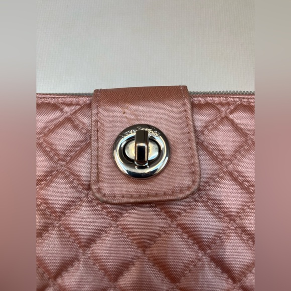 Vera Bradley Quilted Wallet Rose‎ Quartz - Picture 2 of 5